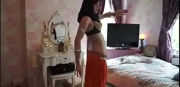  Pakistani Girl Hot Dance at Home at Private Room